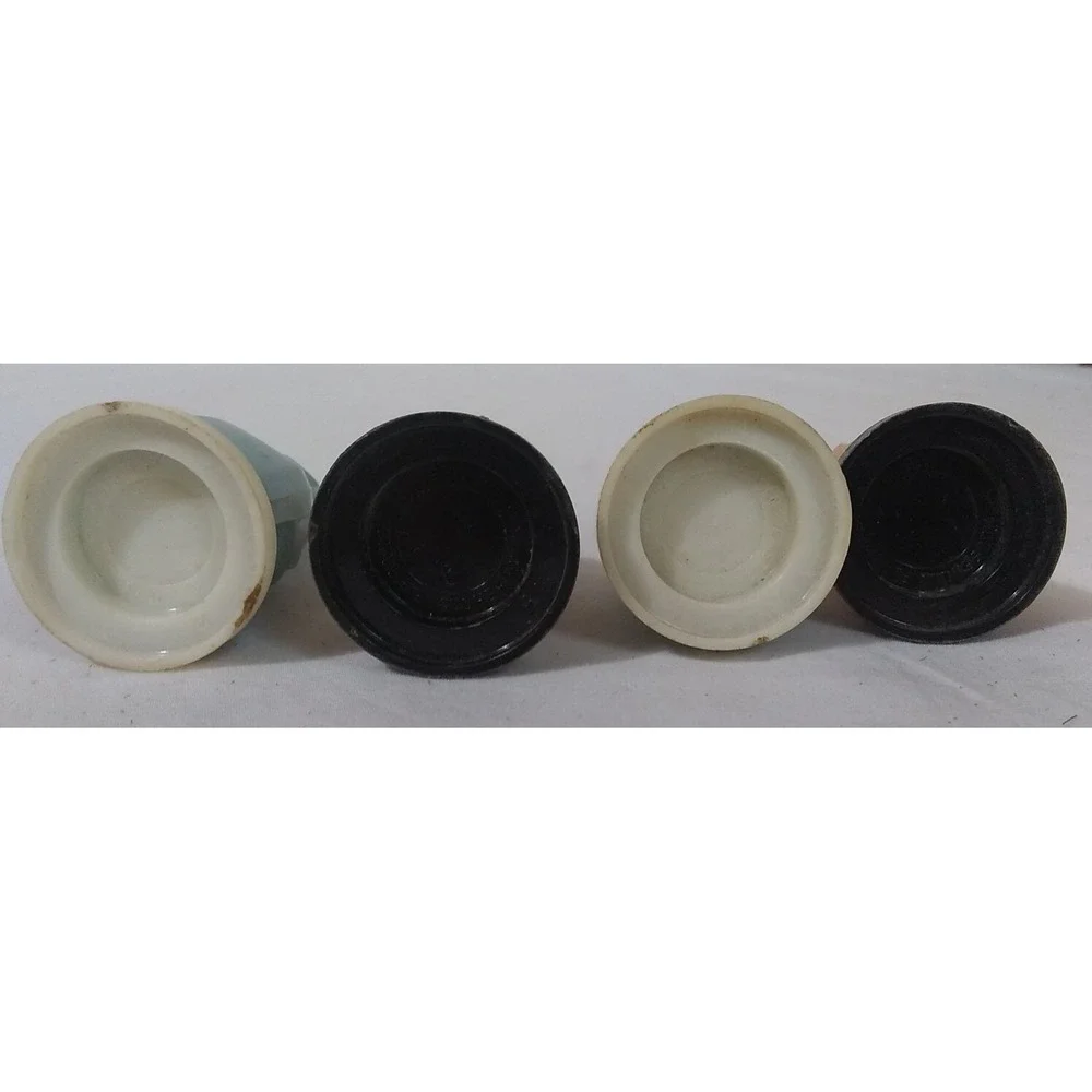 Salt Pepper Shakers 2 Sets Household Plastics Colonial Women Pilgrim 2